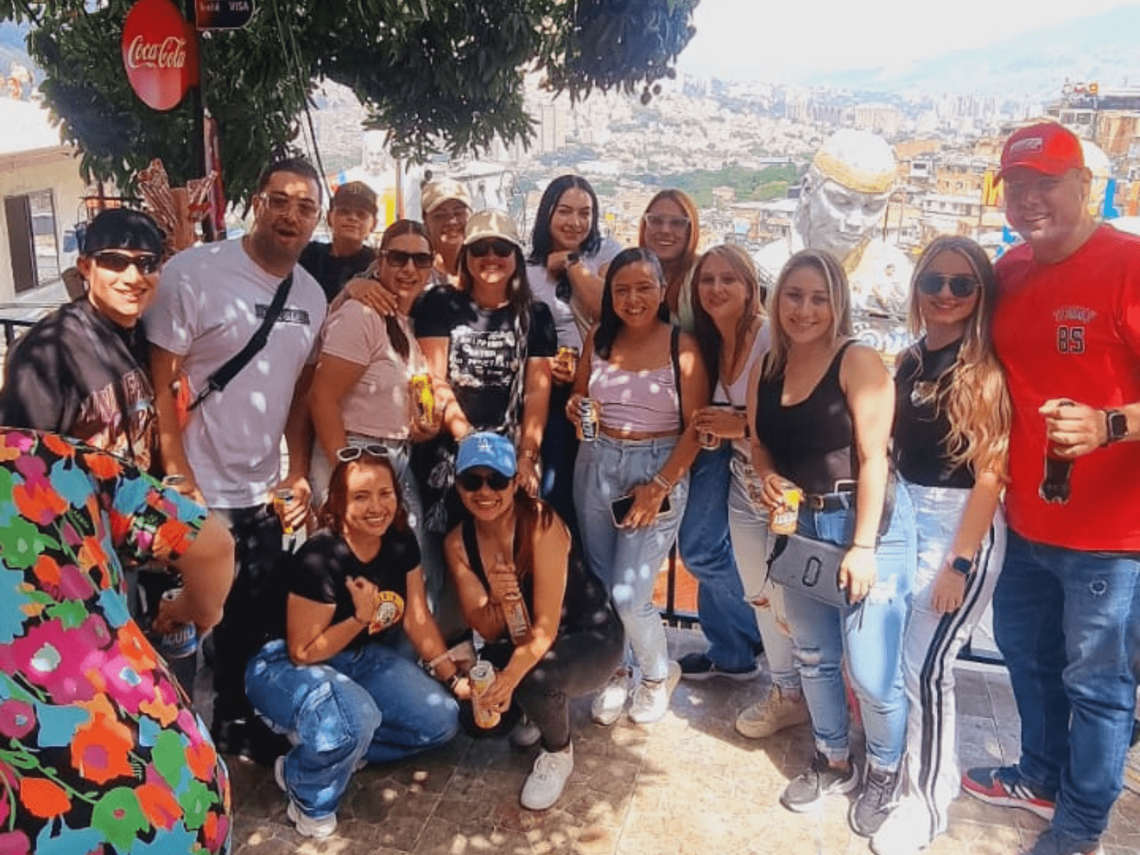 grafitti_tour_happy_market_3-min