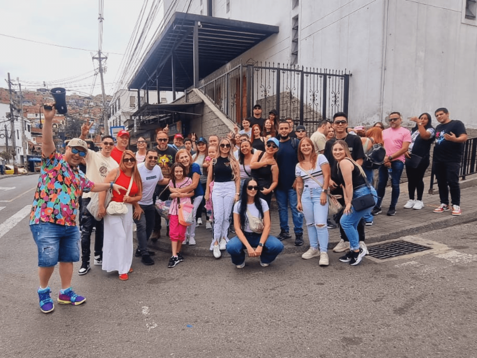 grafitti_tour_happy_market_5-min